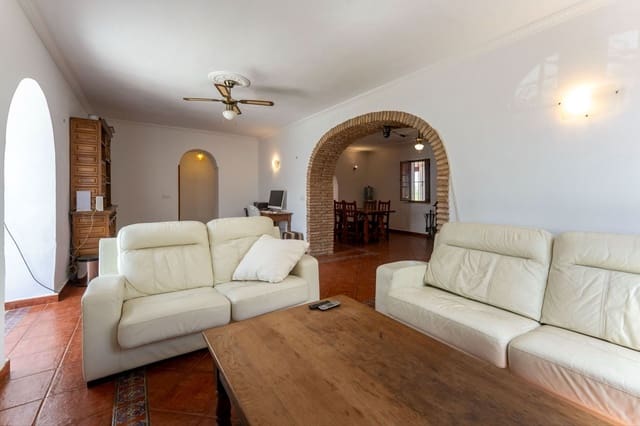 4 bedroom Finca/Country House for sale in Coín with pool - € 395,000 (Ref: 9769096)