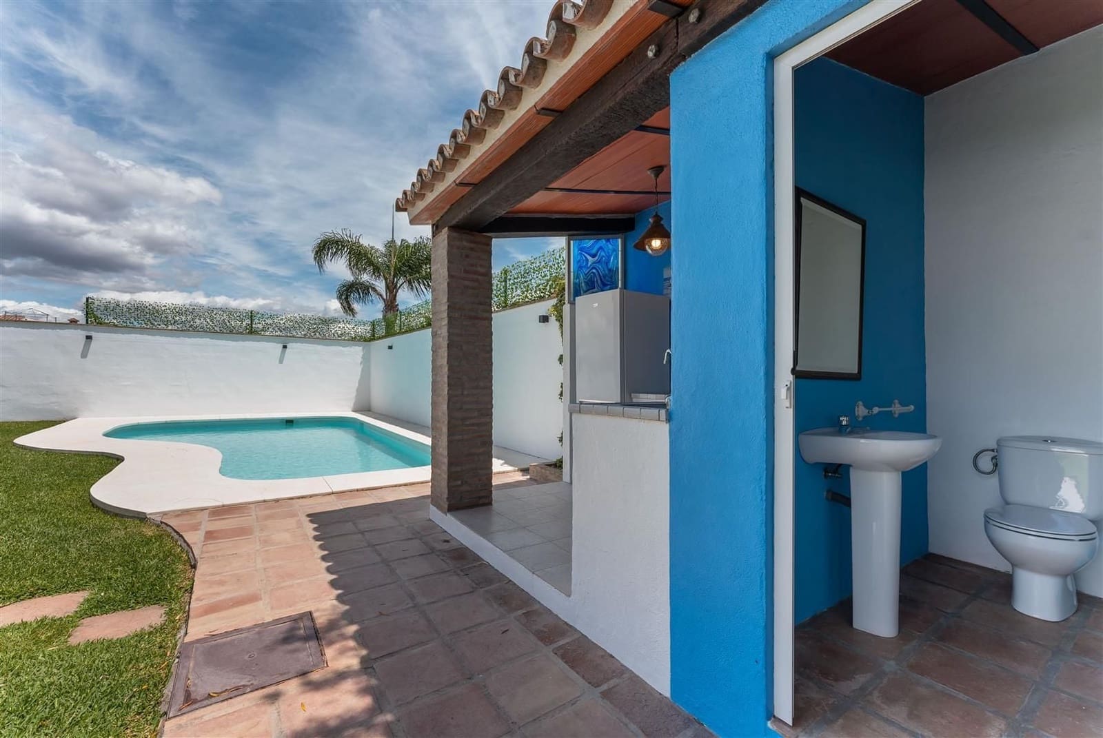 4 makuuhuone Huvila myytävänä paikassa Alhaurin el Grande mukana uima-altaan - 645 000 € (Ref: 9782154)