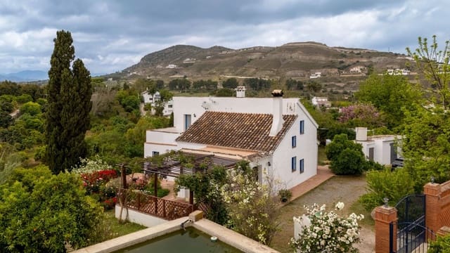 3 slaapkamer Finca/Landhuis te koop in Alhaurín el Grande - € 495.000 (Ref: 9816408)