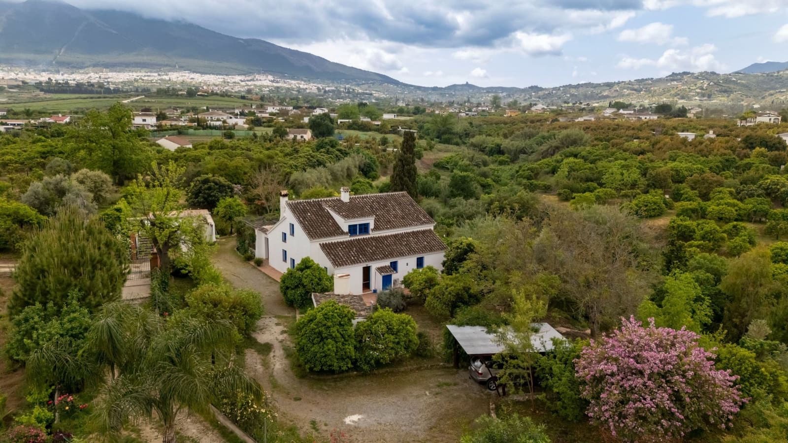 3 slaapkamer Finca/Landhuis te koop in Alhaurin el Grande - € 495.000 (Ref: 9816408)