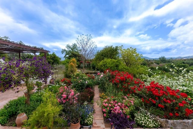 3 slaapkamer Finca/Landhuis te koop in Alhaurín el Grande - € 495.000 (Ref: 9816408)