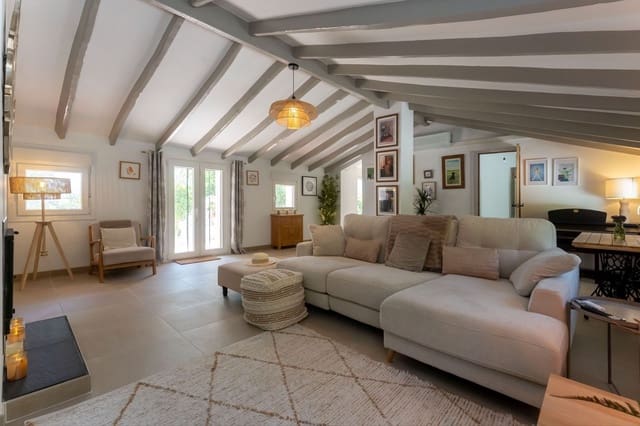 6 Zimmer Finca/Landgut zu verkaufen in Alhaurín el Grande mit Pool - 749.000 € (Ref: 9848142)