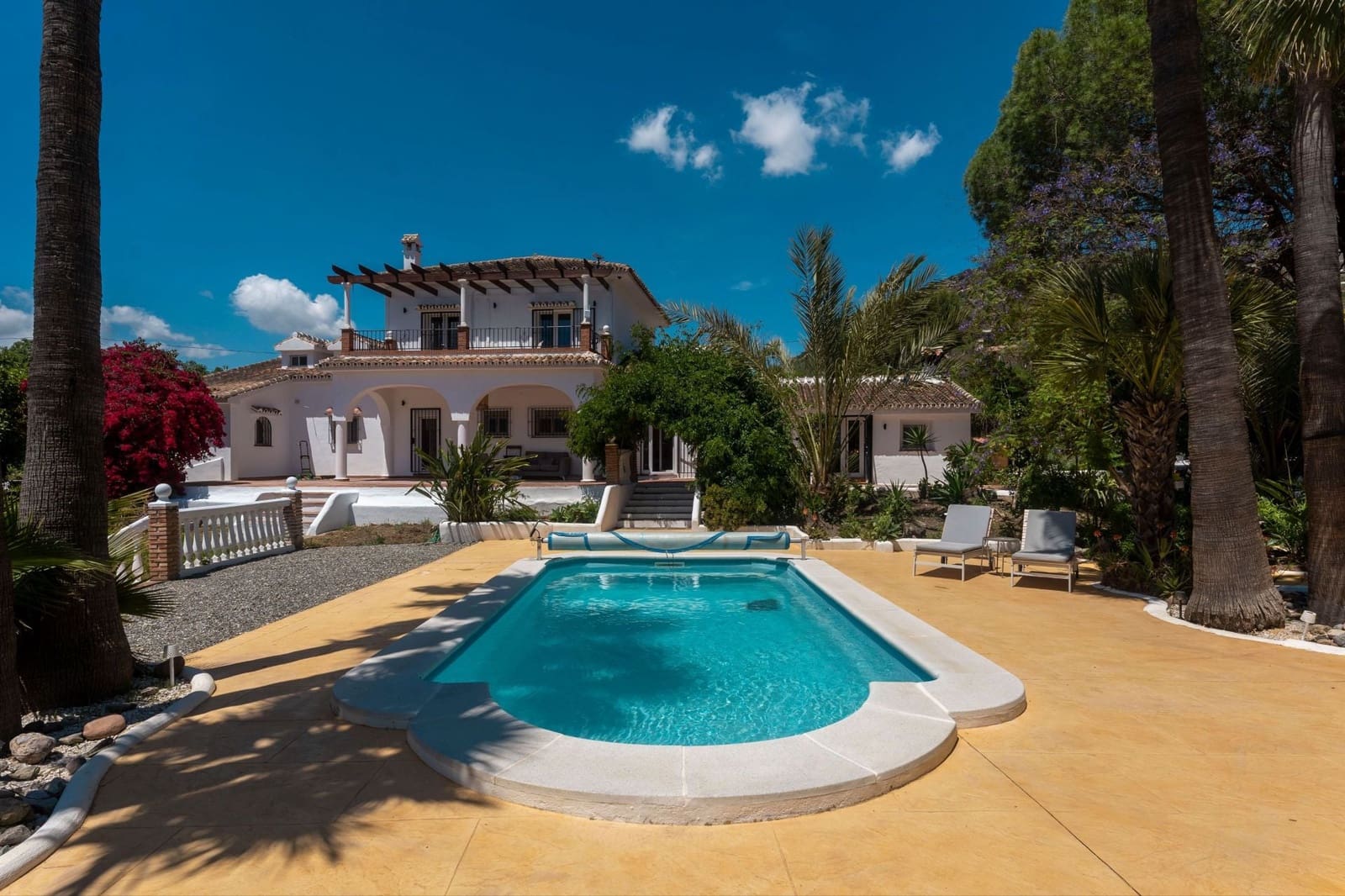 6 soveværelse Finca/Landehus til salg i Alhaurin el Grande med swimmingpool - € 749.000 (Ref: 9848142)