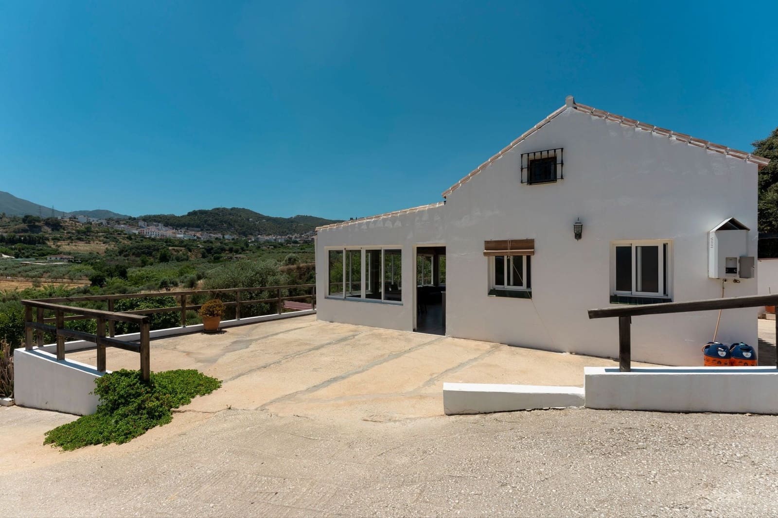 2 bedroom Finca/Country House for sale in Monda with pool - € 349,000 (Ref: 9893092)