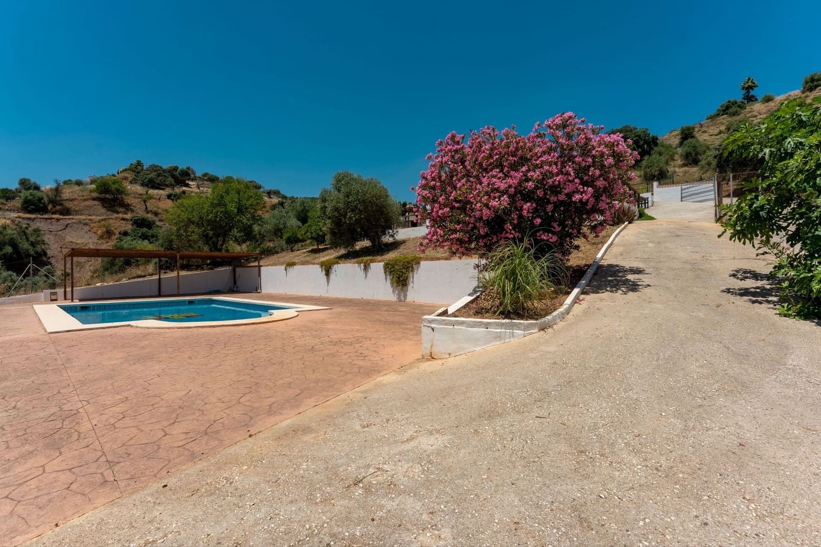 2 bedroom Finca/Country House for sale in Monda with pool - € 349,000 (Ref: 9893092)