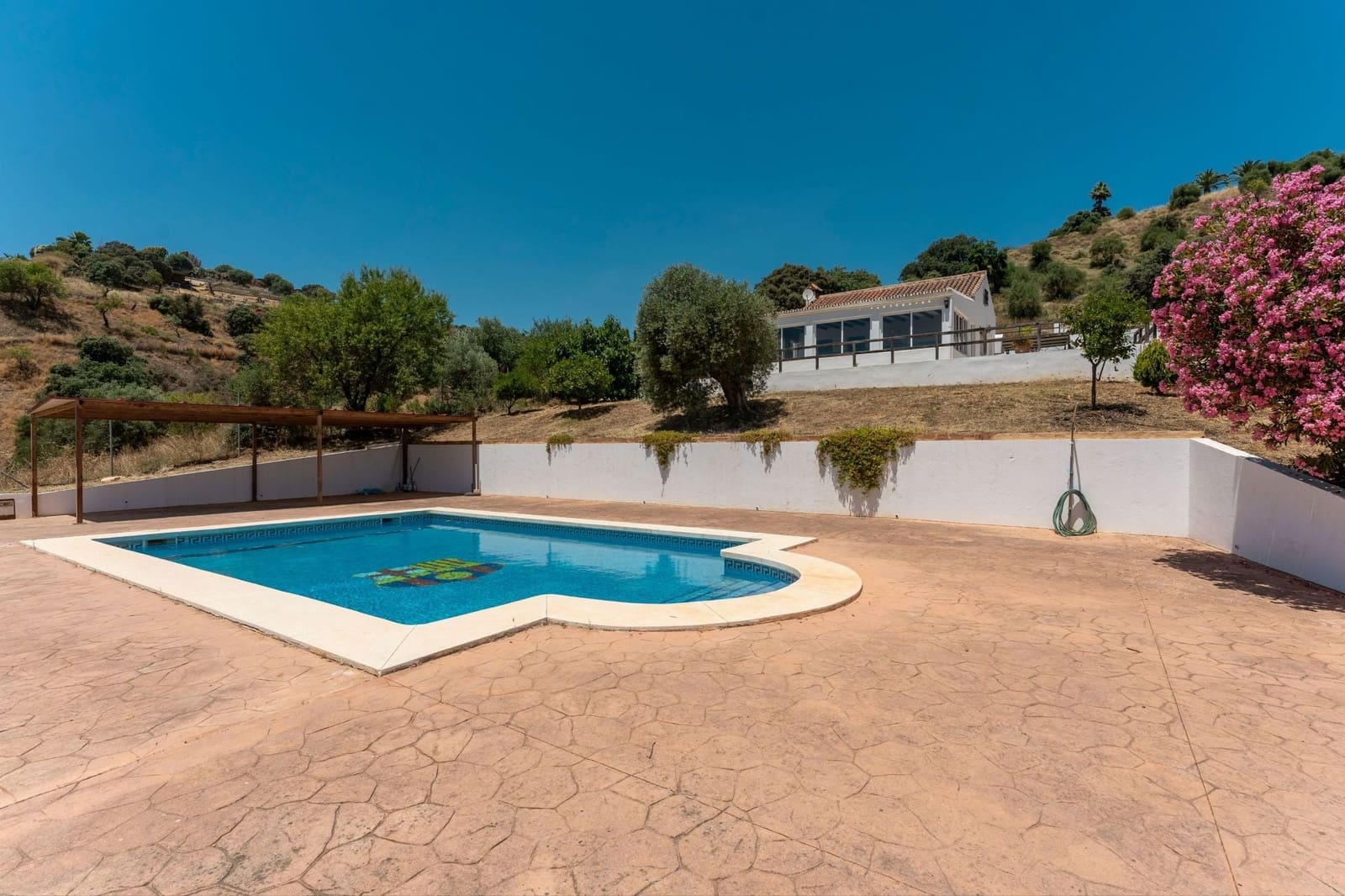 2 bedroom Finca/Country House for sale in Monda with pool - € 349,000 (Ref: 9893092)
