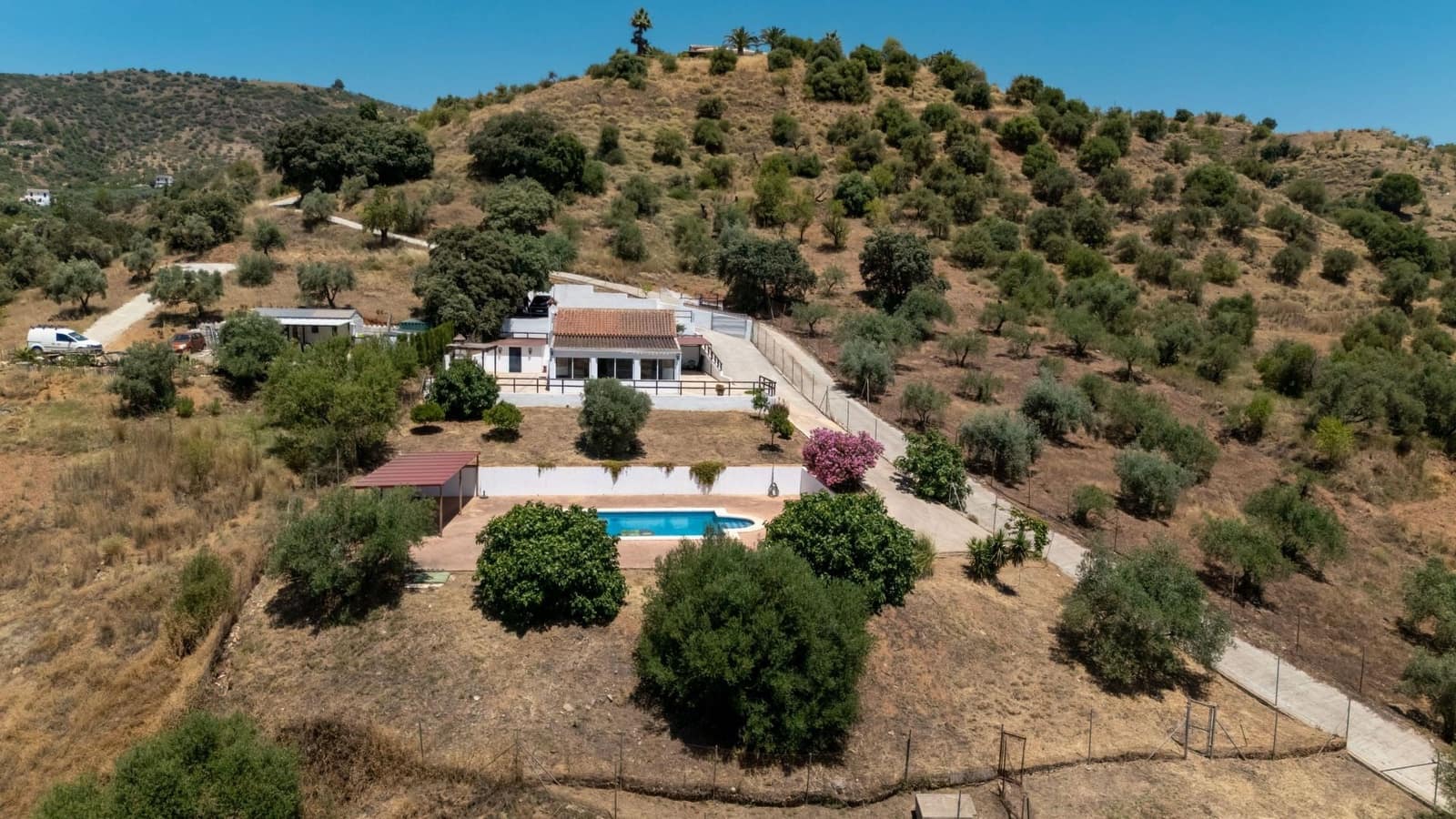 2 bedroom Finca/Country House for sale in Monda with pool - € 349,000 (Ref: 9893092)