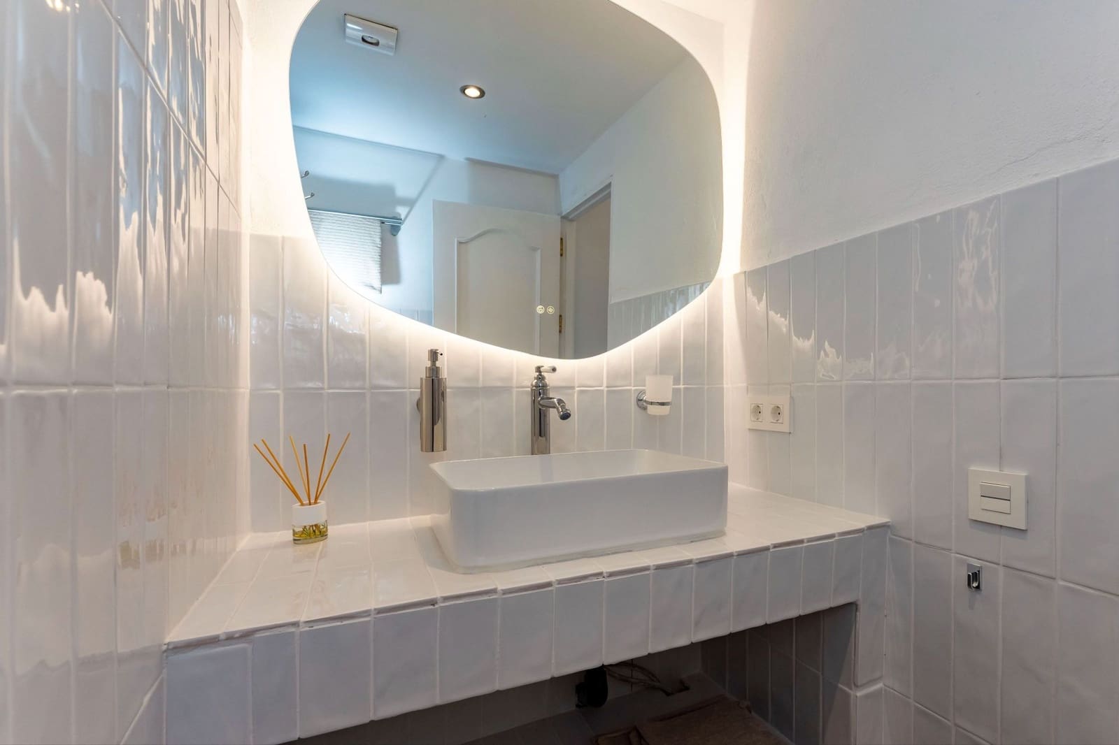 2 soveværelse Finca/Landehus til salg i Monda med swimmingpool - € 429.000 (Ref: 9902256)
