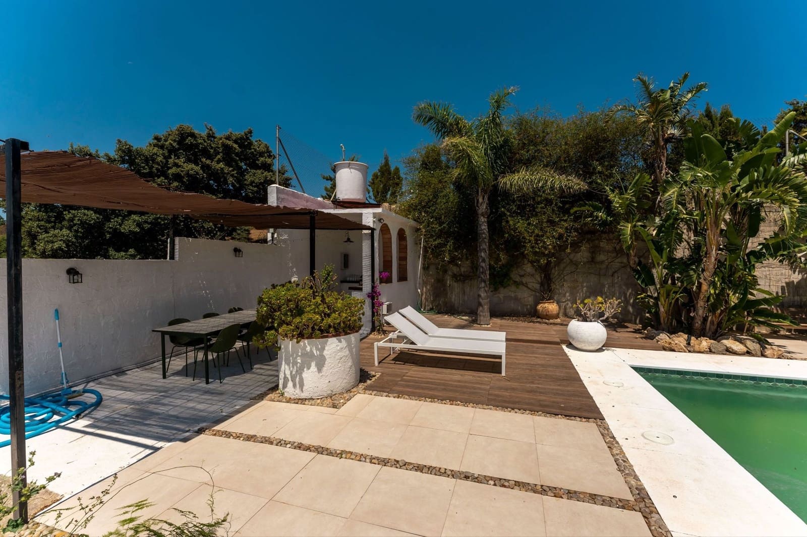 2 soveværelse Finca/Landehus til salg i Monda med swimmingpool - € 429.000 (Ref: 9902256)