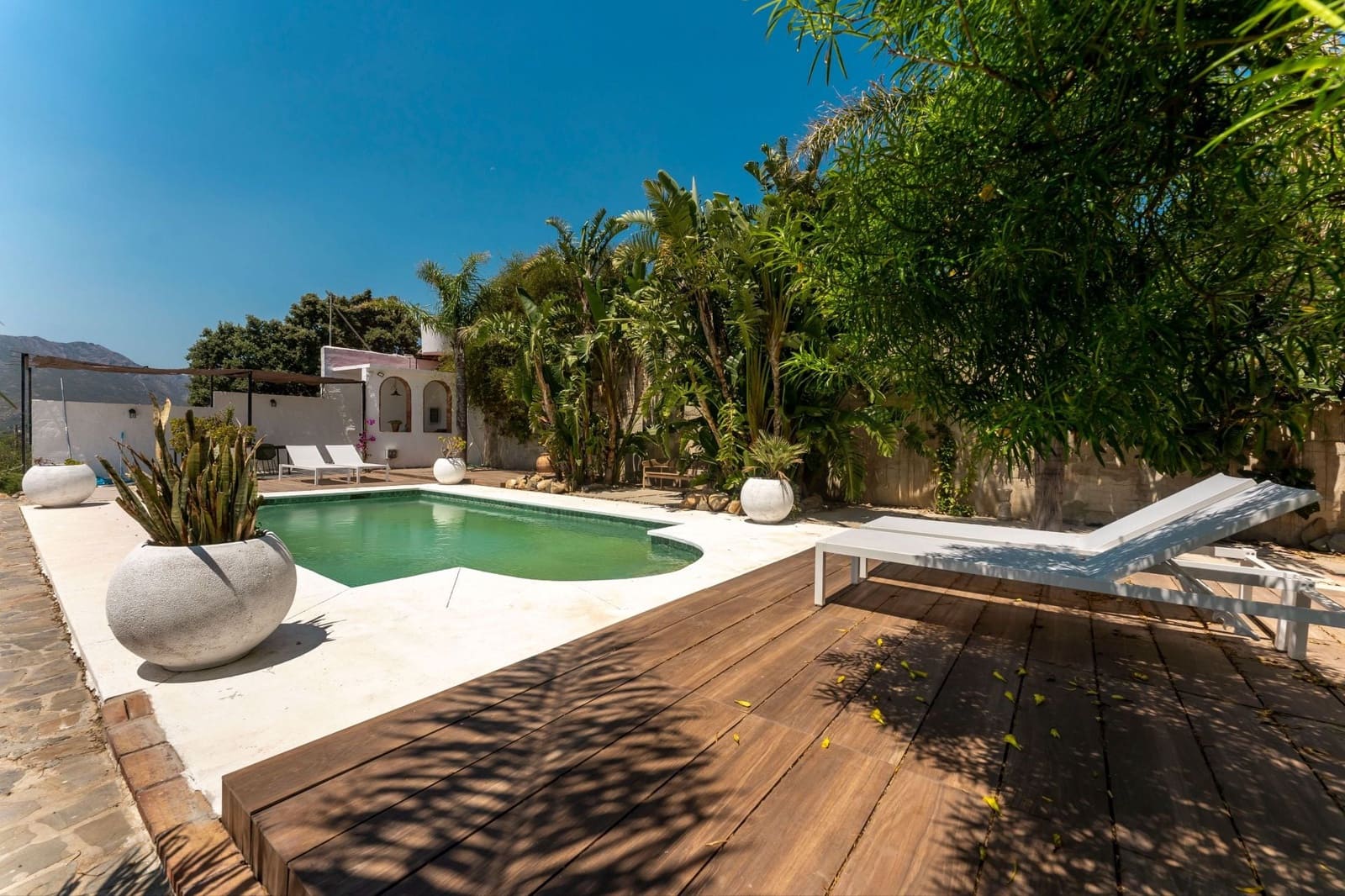 2 soveværelse Finca/Landehus til salg i Monda med swimmingpool - € 429.000 (Ref: 9902256)