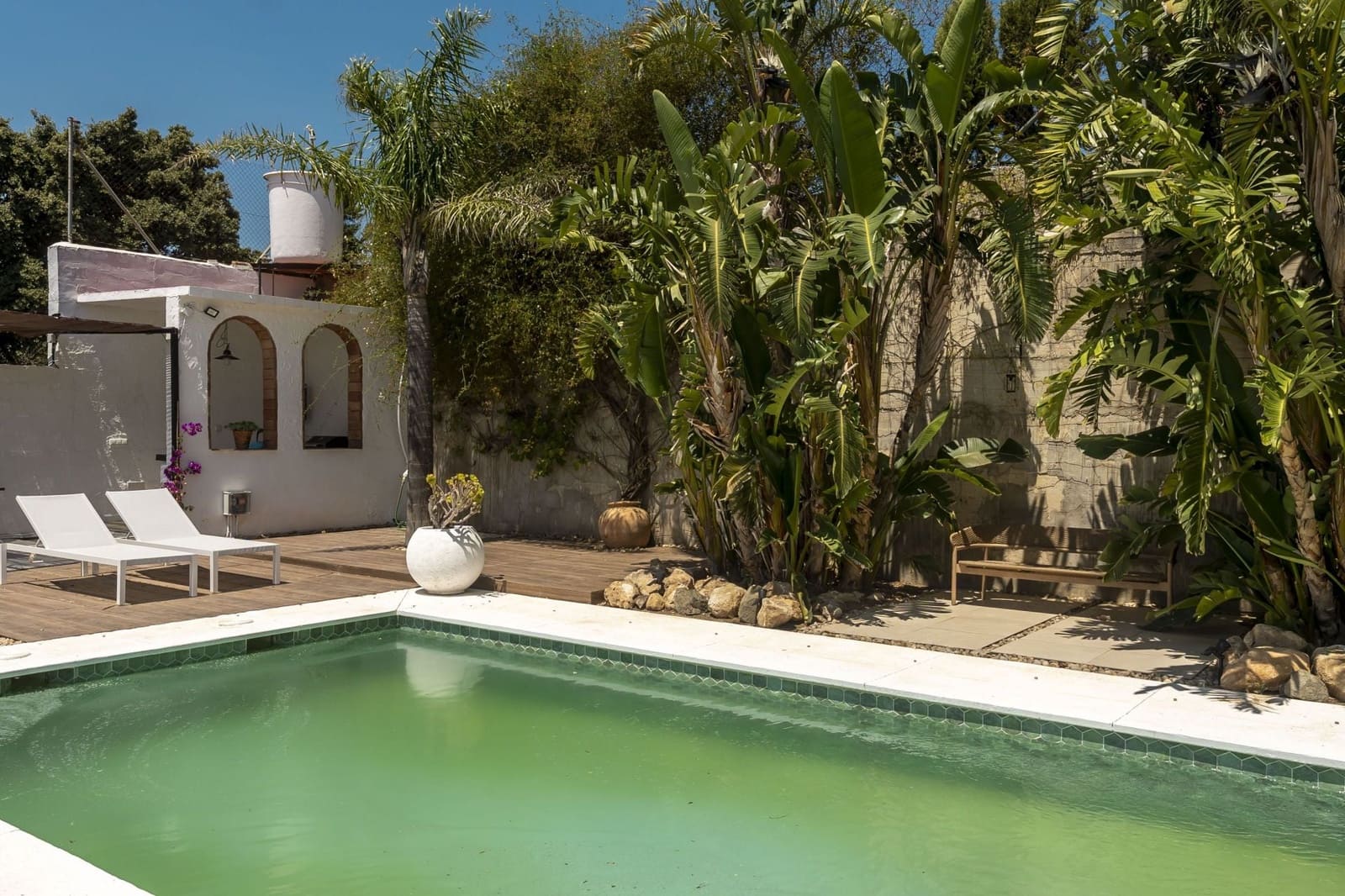 2 soveværelse Finca/Landehus til salg i Monda med swimmingpool - € 429.000 (Ref: 9902256)