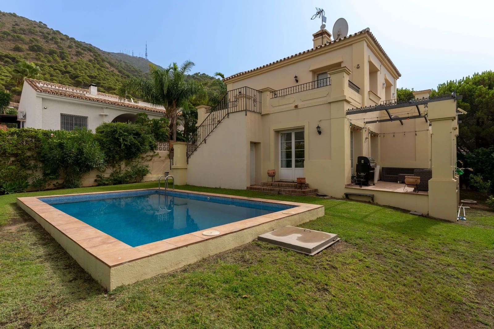 3 soverom Villa til salgs i Mijas med svømmebasseng - € 695 000 (Ref: 9918911)