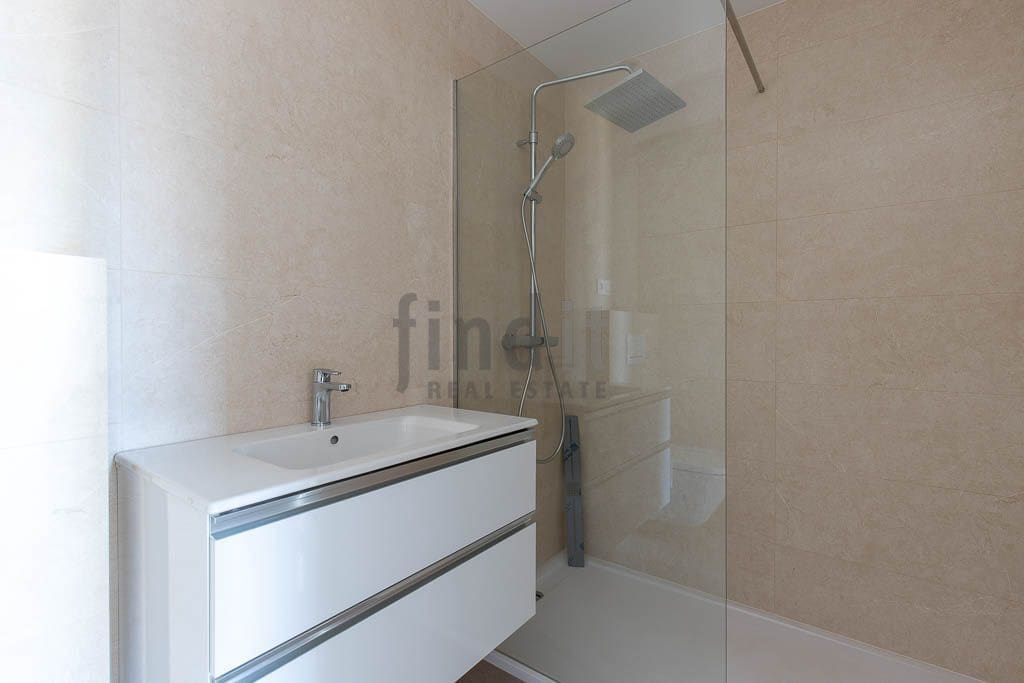 3 Zimmer Apartment zu verkaufen in Alicante / Alacant Stadt mit Pool Garage - 441.000 € (Ref: 10005031)