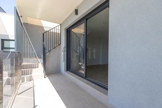 3 soverom Leilighet til salgs i Alicante by med svømmebasseng garasje - € 441 000 (Ref: 10005031)