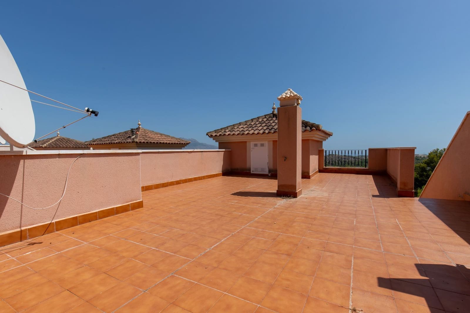 2 bedroom Villa for sale in Polop with pool - € 319,000 (Ref: 10034892)