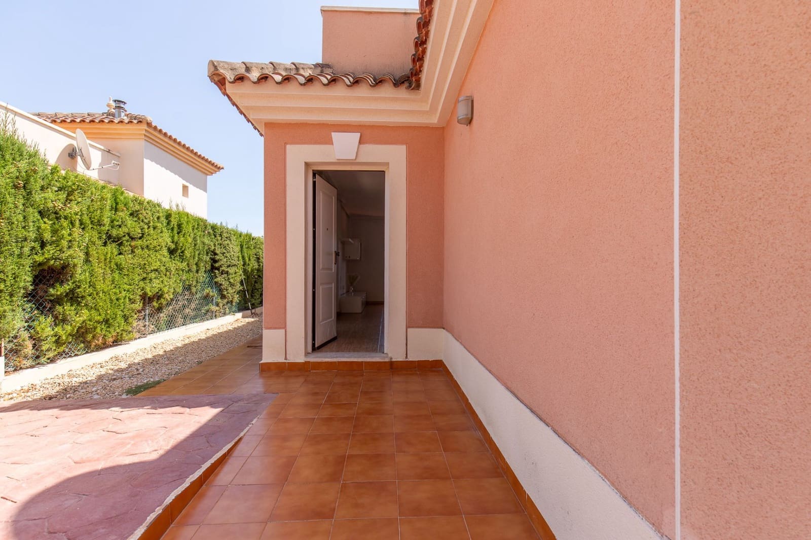 2 bedroom Villa for sale in Polop with pool - € 319,000 (Ref: 10034892)