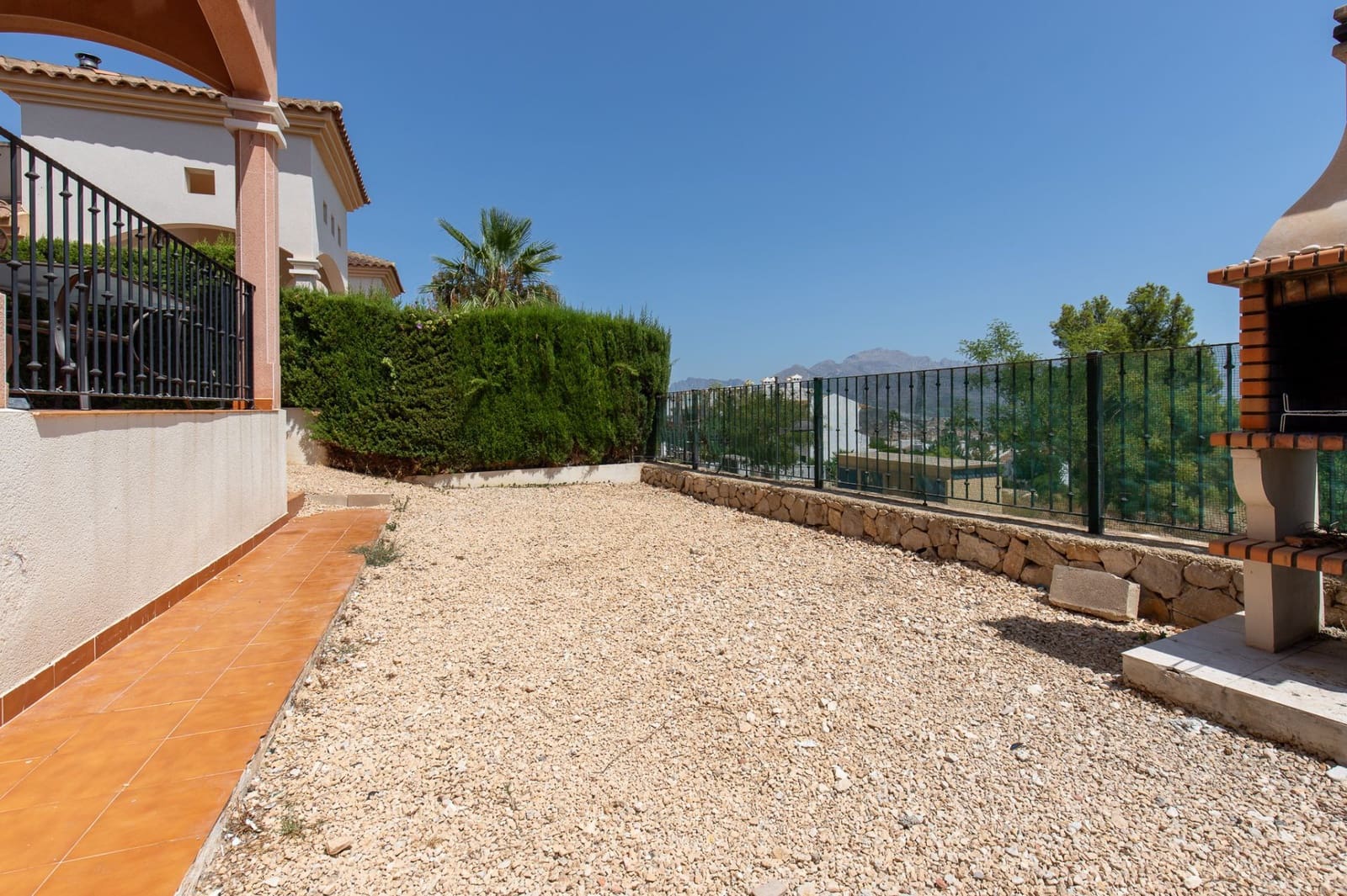 2 bedroom Villa for sale in Polop with pool - € 319,000 (Ref: 10034892)