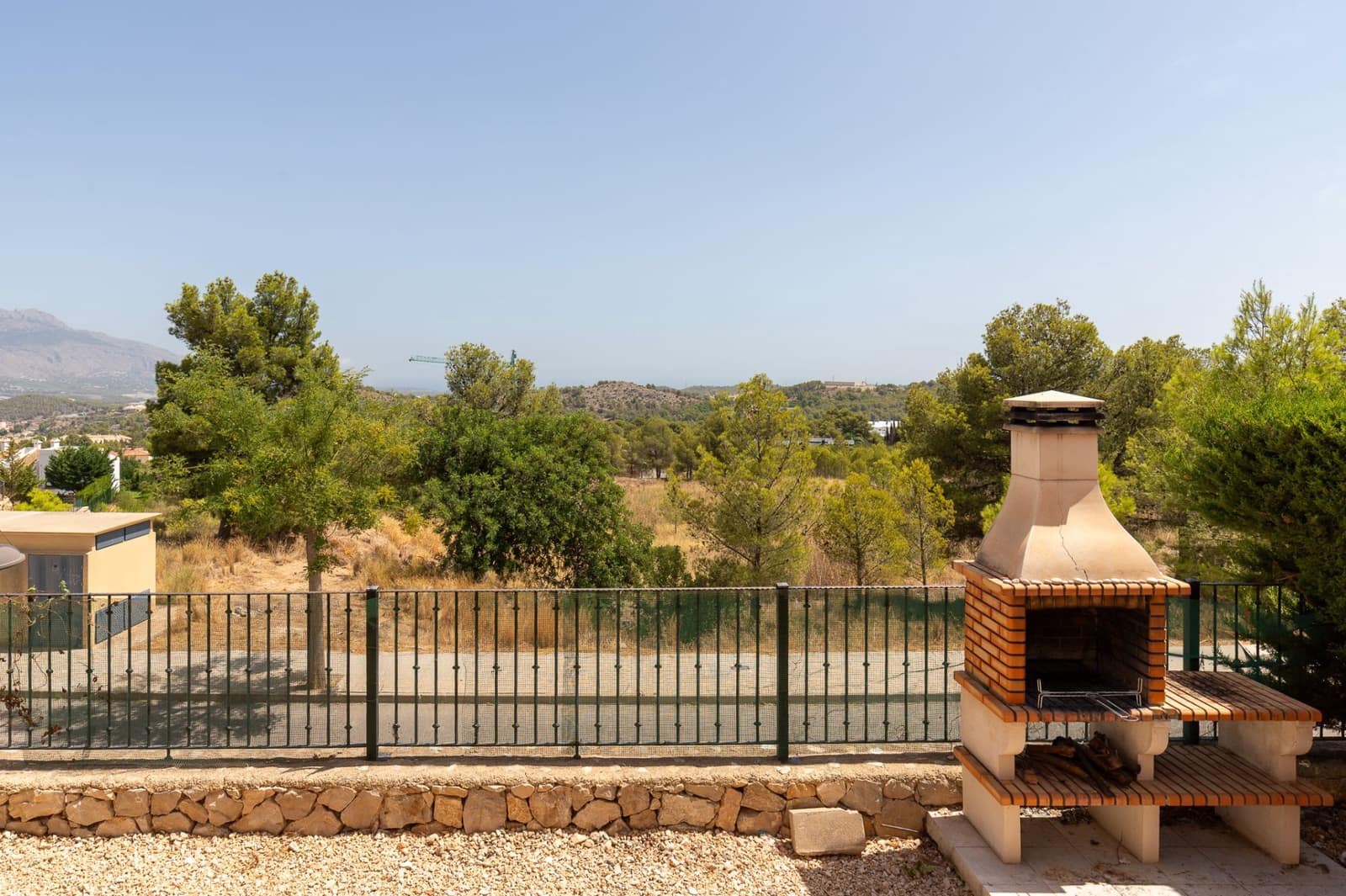 2 bedroom Villa for sale in Polop with pool - € 319,000 (Ref: 10034892)