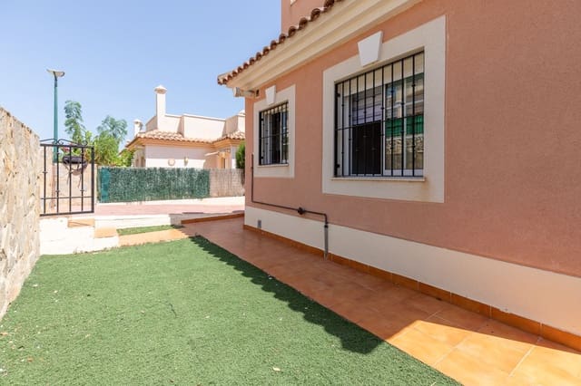 2 bedroom Villa for sale in Polop with pool - € 319,000 (Ref: 10034892)