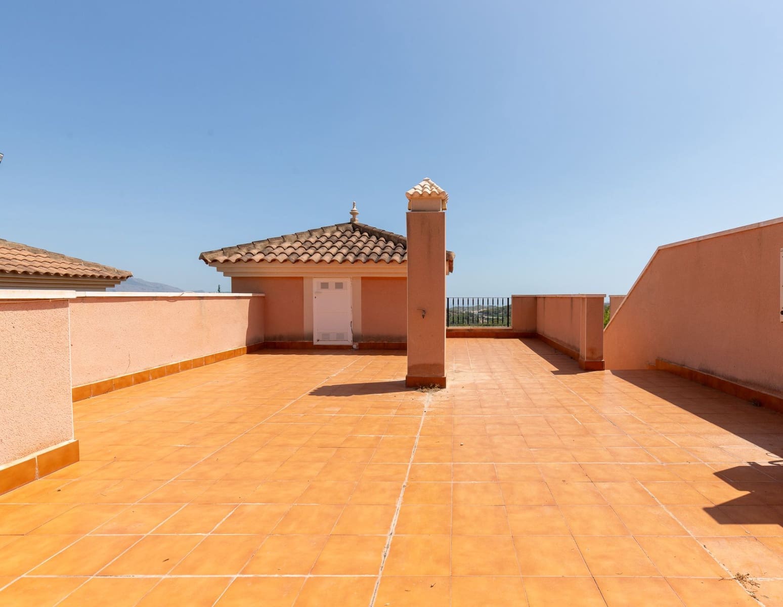 2 bedroom Villa for sale in Polop with pool - € 319,000 (Ref: 10034892)