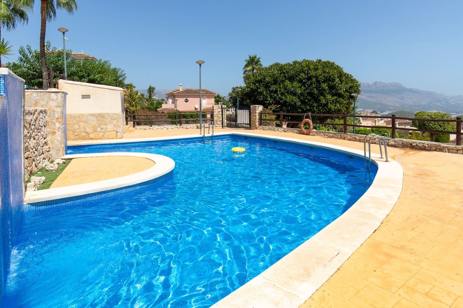 2 bedroom Villa for sale in Polop with pool - € 319,000 (Ref: 10034892)
