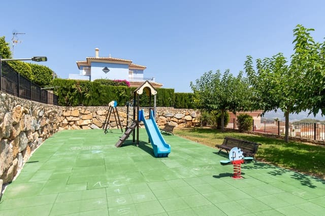 2 bedroom Villa for sale in Polop with pool - € 319,000 (Ref: 10034892)