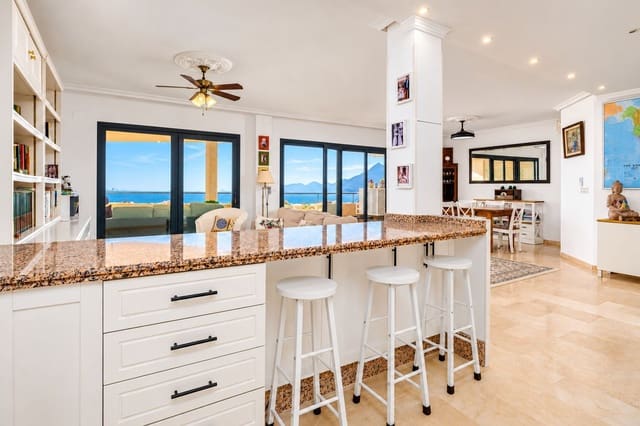 2 soverom Leilighet til salgs i Altea med svømmebasseng garasje - € 550 000 (Ref: 10168178)