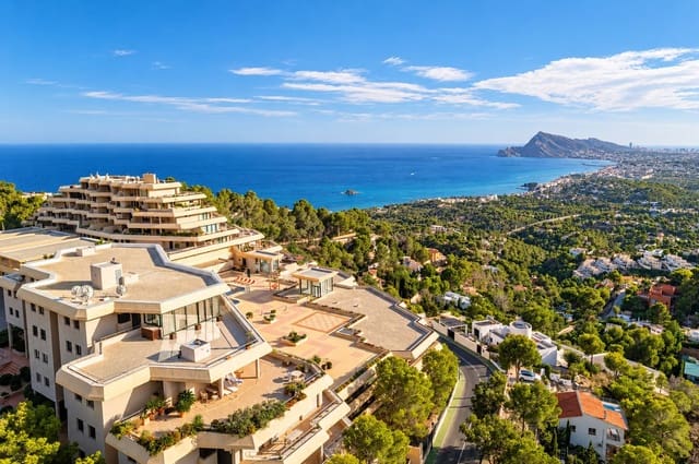 2 soverom Leilighet til salgs i Altea med svømmebasseng garasje - € 550 000 (Ref: 10168178)