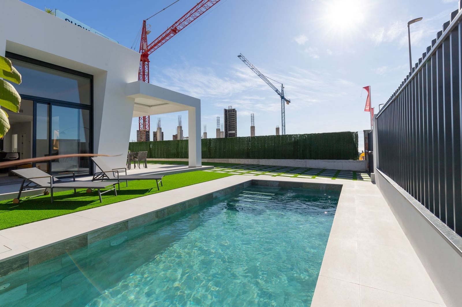 3 bedroom Villa for sale in Finestrat with pool - € 549,000 (Ref: 8075752)