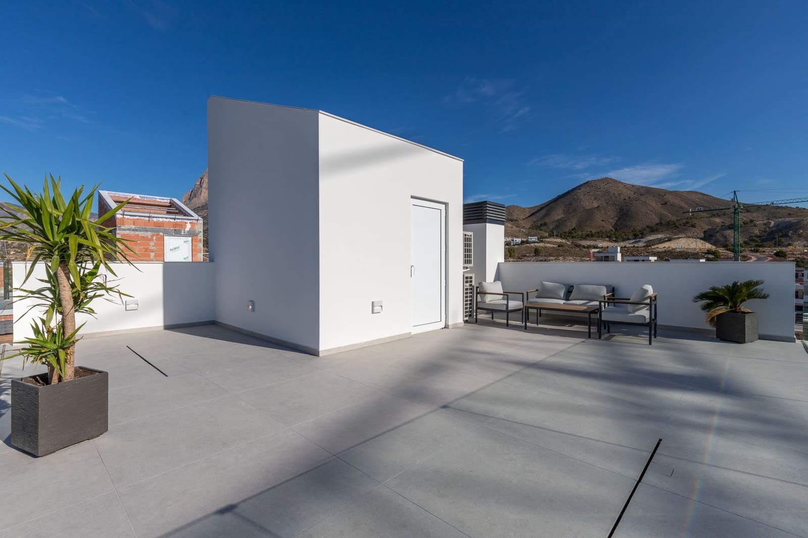 3 bedroom Villa for sale in Finestrat with pool - € 549,000 (Ref: 8075752)