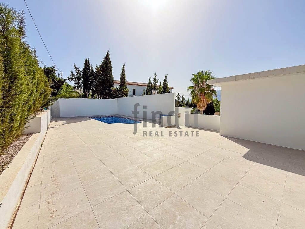 Chalet de 5 habitaciones en Albir en venta con piscina garaje - 795.000 € (Ref: 8305107)