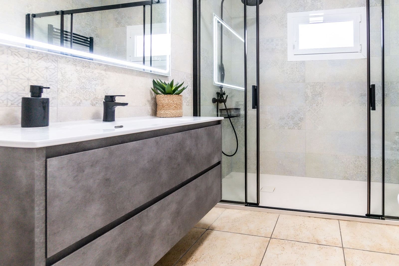 3 soveværelse Villa til salg i Albir med swimmingpool garage - € 795.000 (Ref: 8472176)