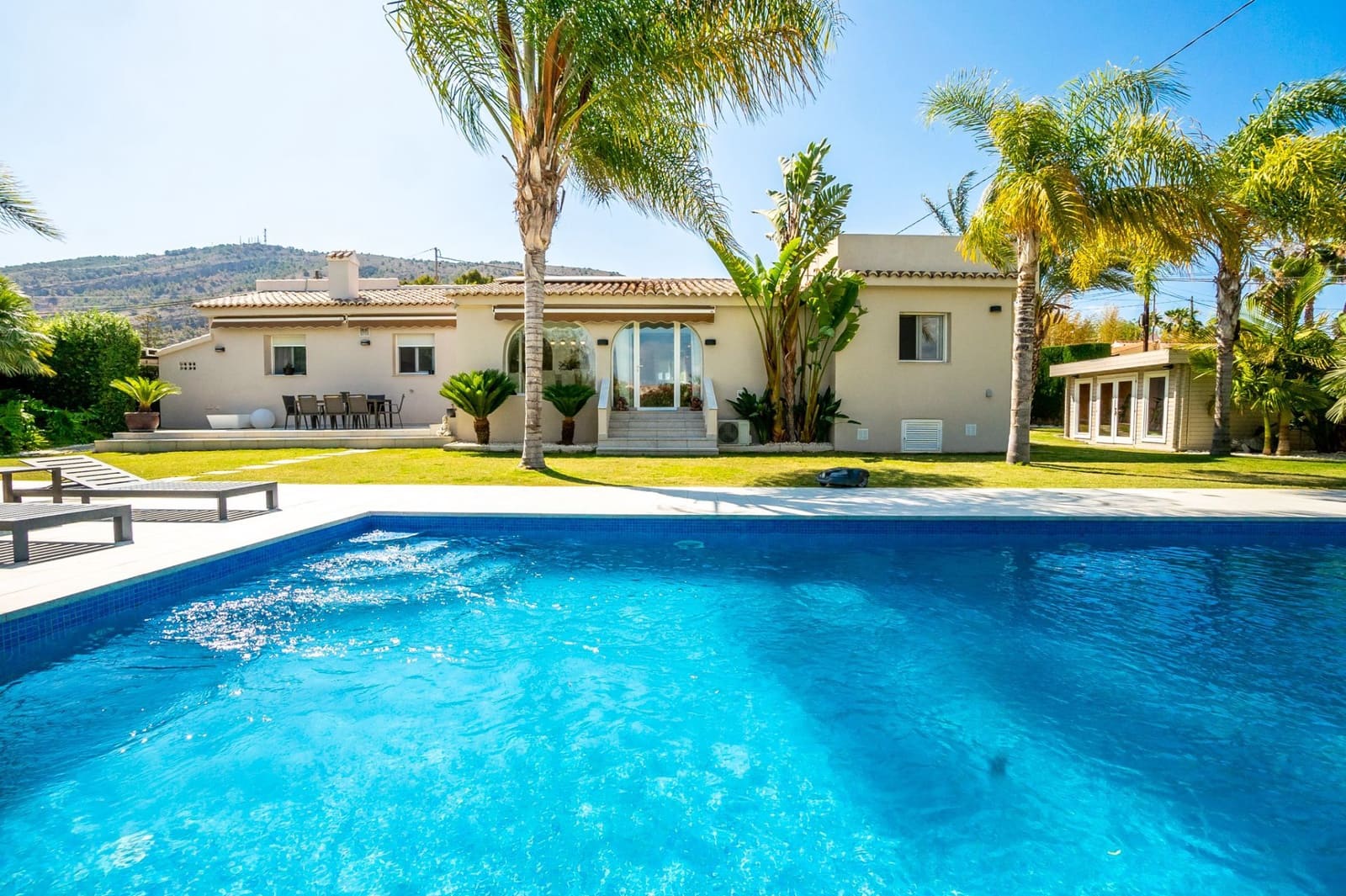 3 soveværelse Villa til salg i Albir med swimmingpool garage - € 795.000 (Ref: 8472176)