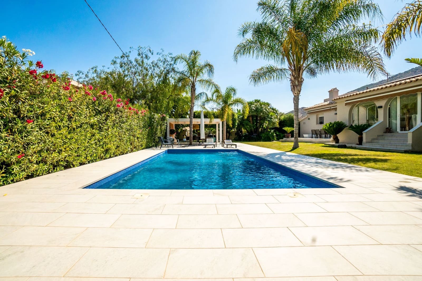 3 soveværelse Villa til salg i Albir med swimmingpool garage - € 795.000 (Ref: 8472176)