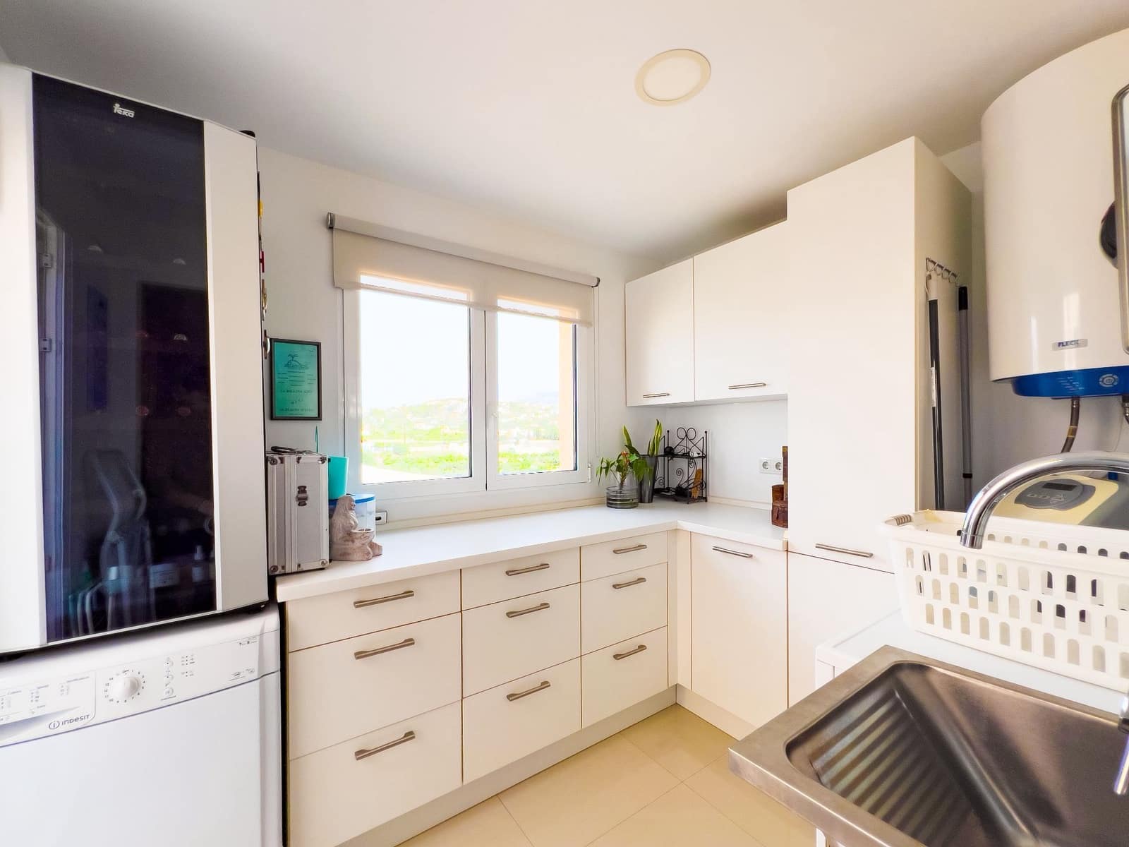 2 soveværelse Lejlighed til salg i Altea med swimmingpool garage - € 770.000 (Ref: 8481785)