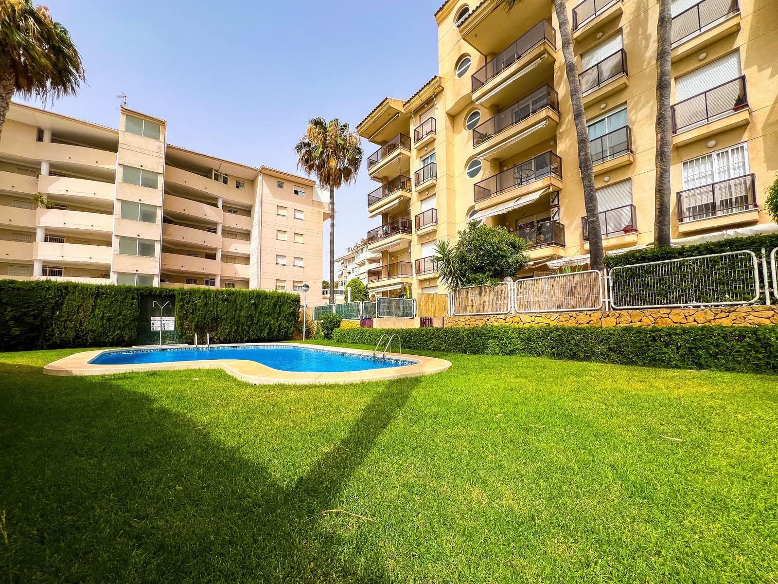 2 soveværelse Lejlighed til salg i Altea med swimmingpool garage - € 770.000 (Ref: 8481785)