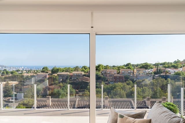 4 Zimmer Villa zu verkaufen in La Nucia mit Pool - 390.000 € (Ref: 8553969)