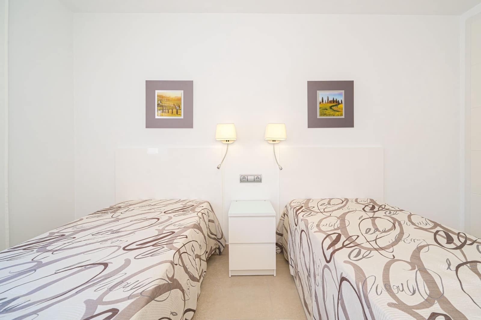 4 bedroom Villa for sale in Albir with pool - € 1,195,000 (Ref: 8561225)