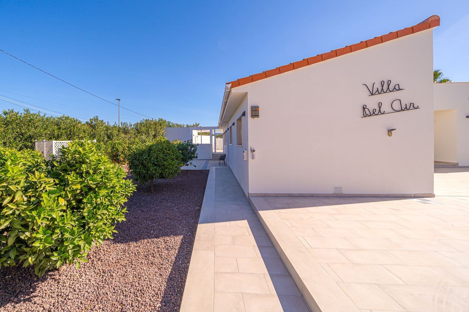 4 bedroom Villa for sale in Albir with pool - € 1,195,000 (Ref: 8561225)