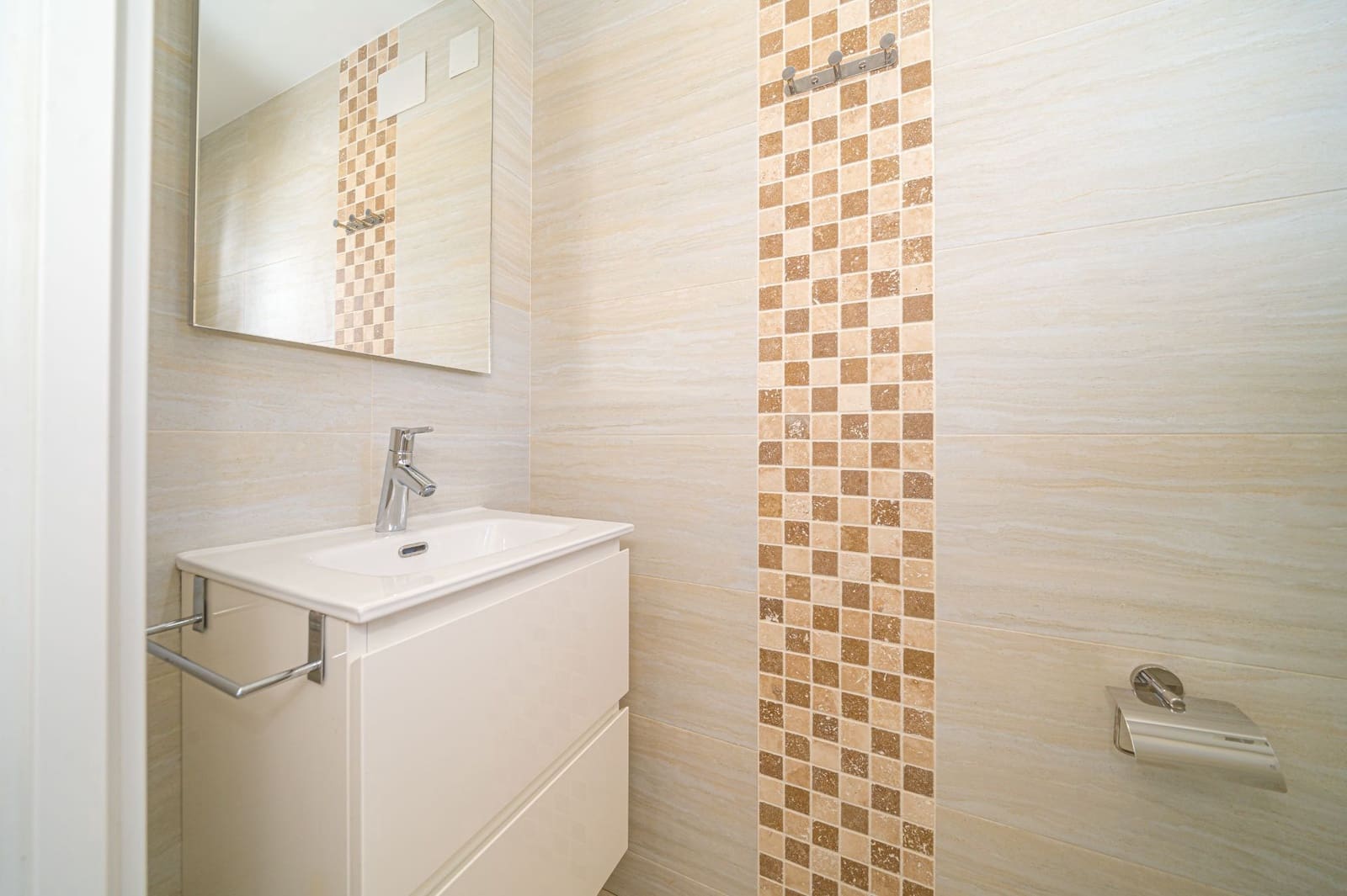 4 bedroom Villa for sale in Albir with pool - € 1,195,000 (Ref: 8561225)