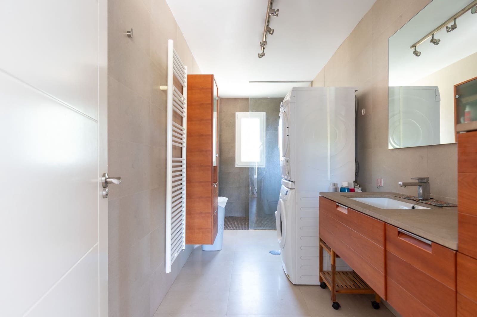 4 bedroom Villa for sale in Alfaz del Pi / L'Alfas del Pi with pool garage - € 398,000 (Ref: 8601301)