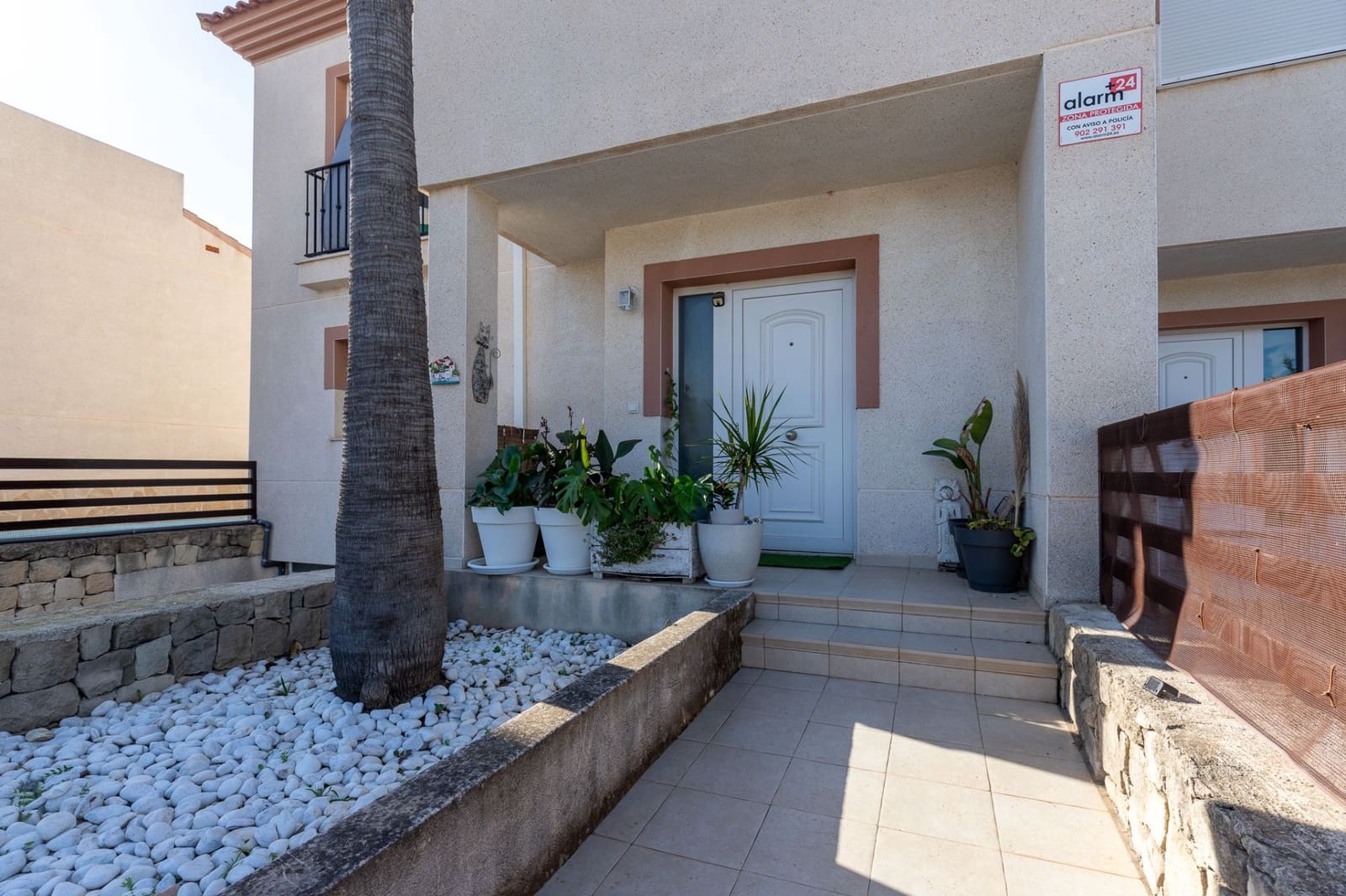 4 bedroom Villa for sale in Alfaz del Pi / L'Alfas del Pi with pool garage - € 398,000 (Ref: 8601301)