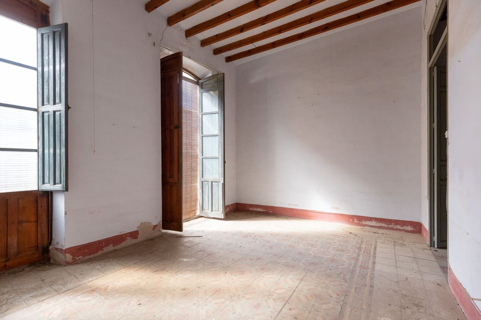 6 bedroom Villa for sale in Polop - € 695,000 (Ref: 8885715)