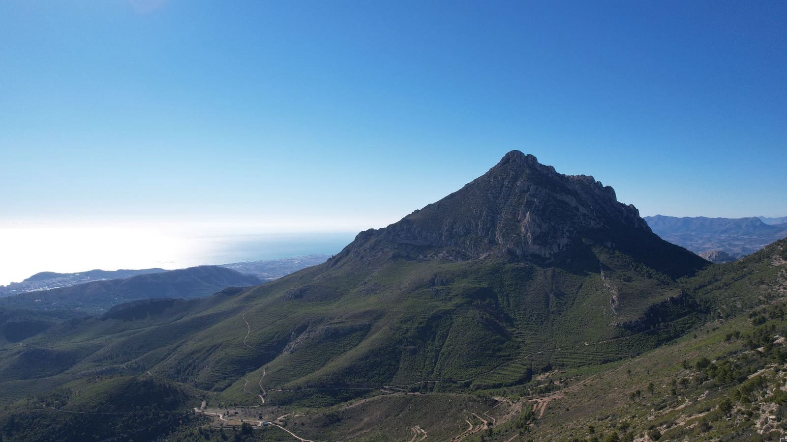 6 bedroom Villa for sale in Polop - € 695,000 (Ref: 8885715)