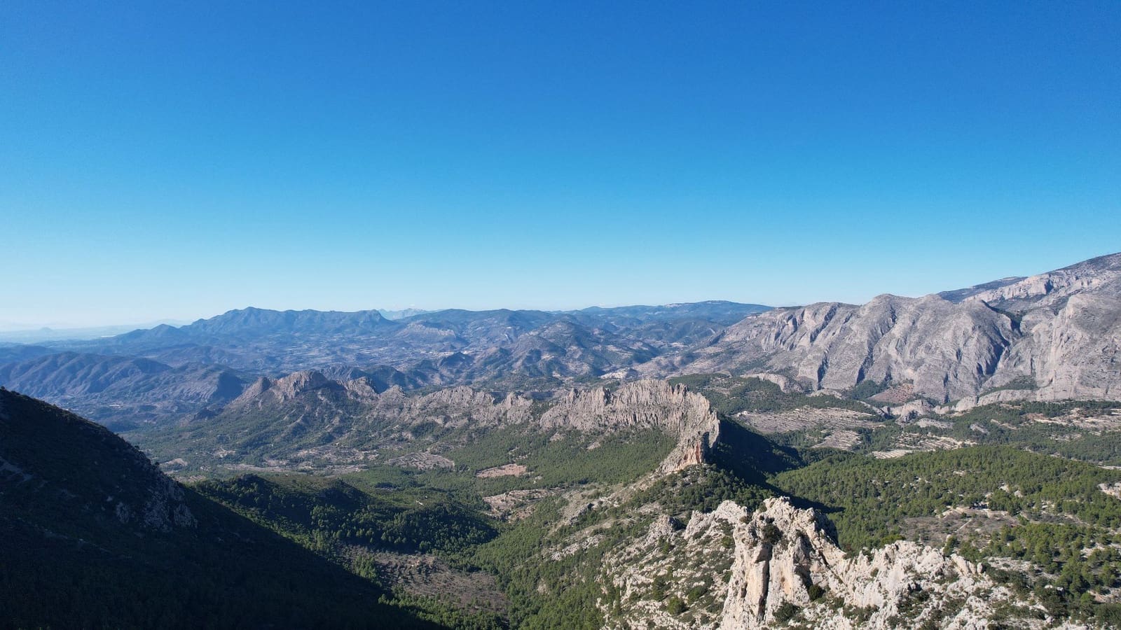 6 bedroom Villa for sale in Polop - € 695,000 (Ref: 8885715)