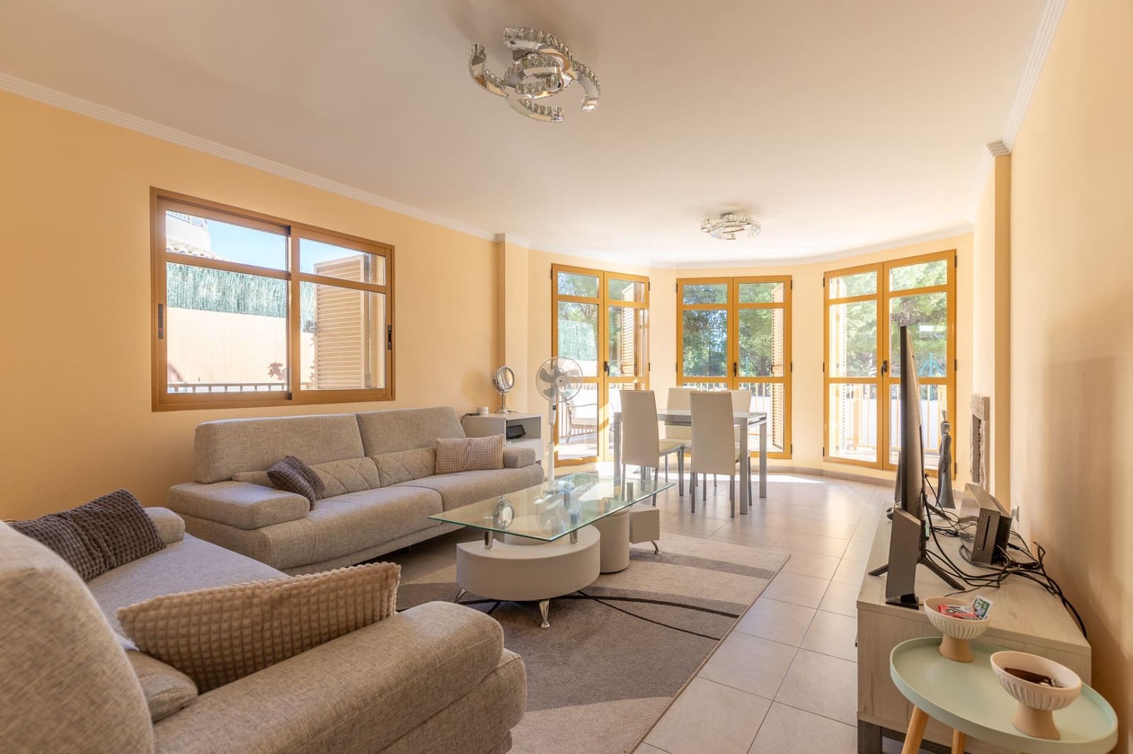 4 bedroom Villa for sale in Finestrat with pool garage - € 639,000 (Ref: 8892177)