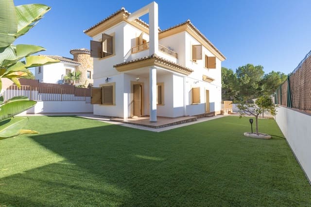 4 bedroom Villa for sale in Finestrat with pool garage - € 639,000 (Ref: 8892177)