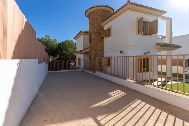 4 bedroom Villa for sale in Finestrat with pool garage - € 639,000 (Ref: 8892177)