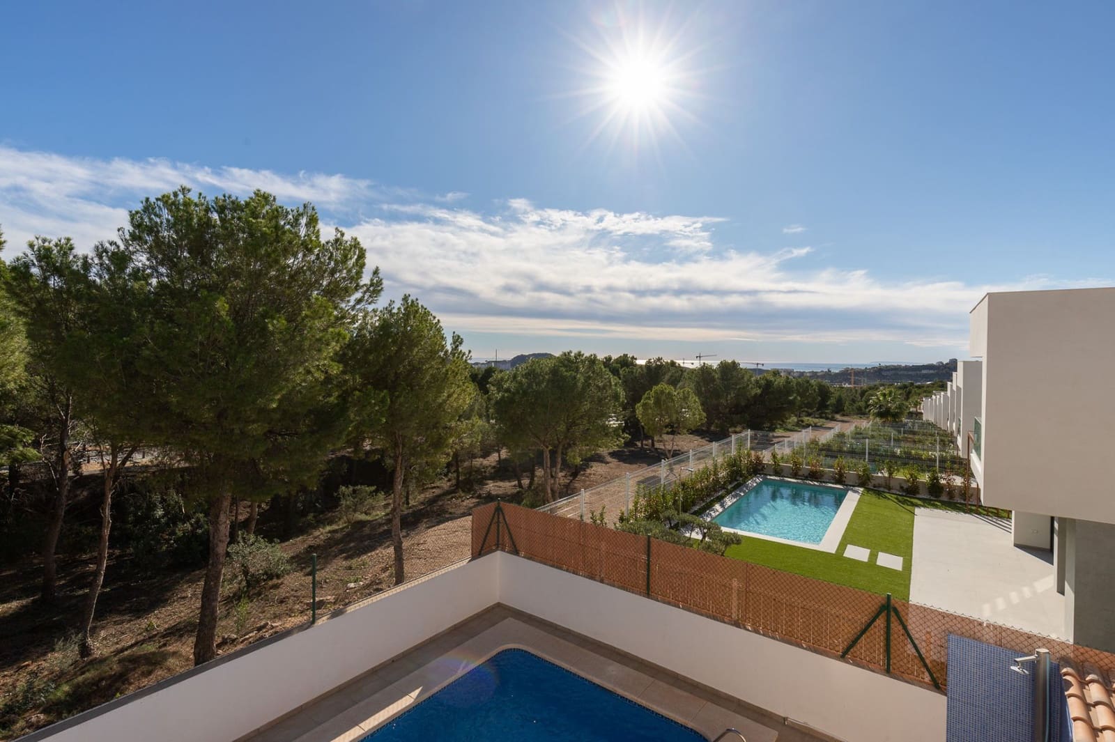 4 bedroom Villa for sale in Finestrat with pool garage - € 639,000 (Ref: 8892177)