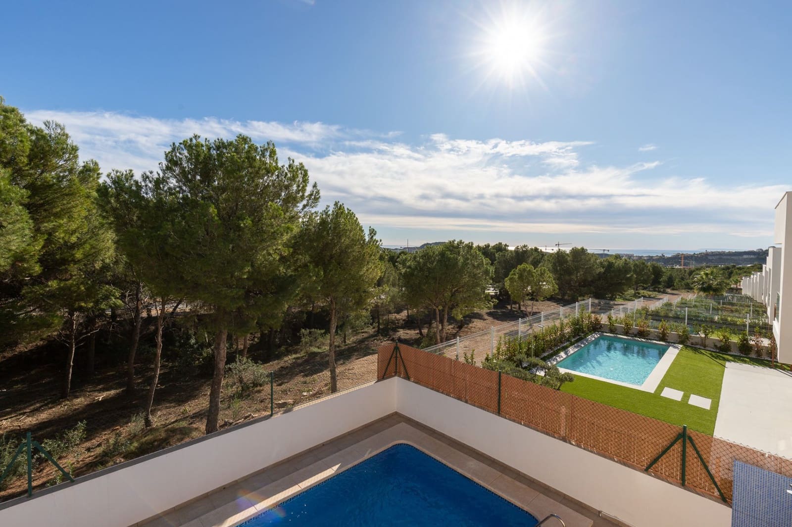 4 bedroom Villa for sale in Finestrat with pool garage - € 639,000 (Ref: 8892177)